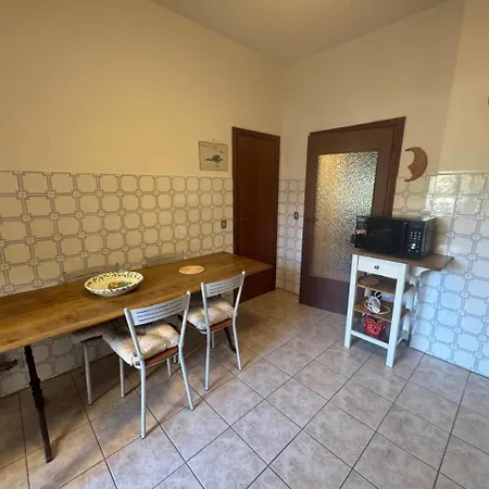 Casa Monica Mare-300mt Follonica